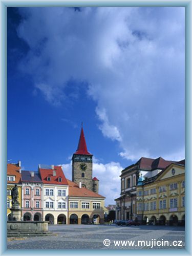 Ji��n - Town-square