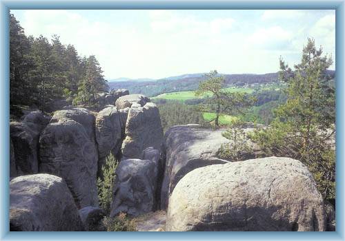Kloko�sk� rocks