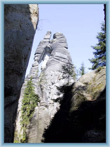 Adr�pa�sk� rocks
