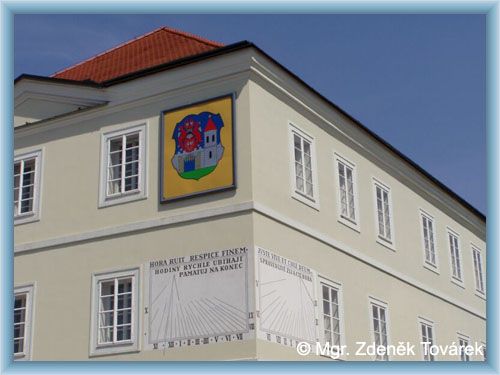 Nov� M�sto nad Metuj�
