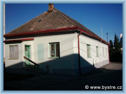 Bystr� - Library