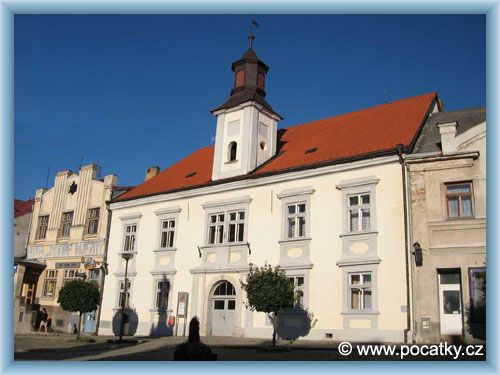 Po��tky - Town-hall