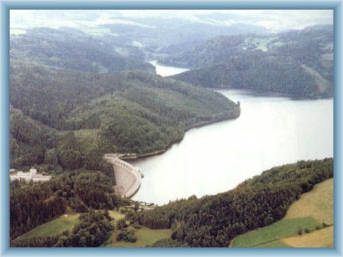 Dam V�r