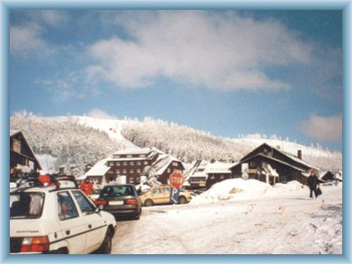 Parking-place in saddle �ervenohorsk� sedlo