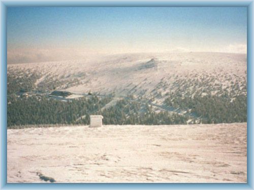 Sight of Ov��rna from Prad�d in winter