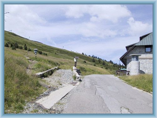 Ov��rna - road to mountain Prad�d