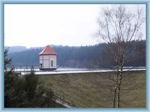 Ch�ibsk� - dam