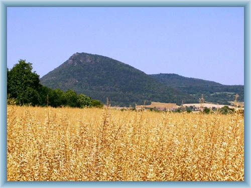 Mountain Lipsk� hora from Vlastislav
