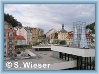 Carlsbad - Collonnade of well V��dlo and hill Z�meck� vrch