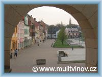 Litv�nov - Town square
