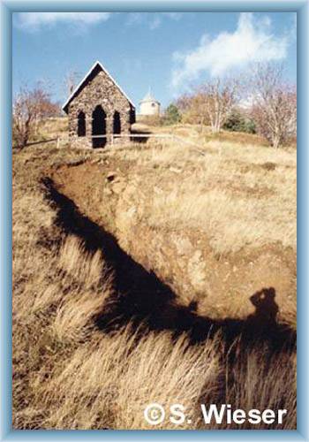 Miners� and Top chapels at M�d�nec