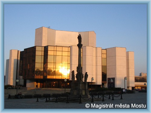 Most - City theatre