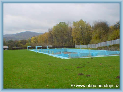 Per�tejn - Local swimming pool