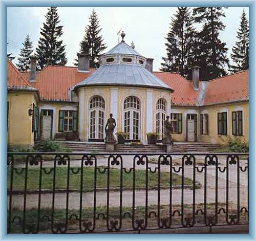 Little chateau Favorit near the Rotava