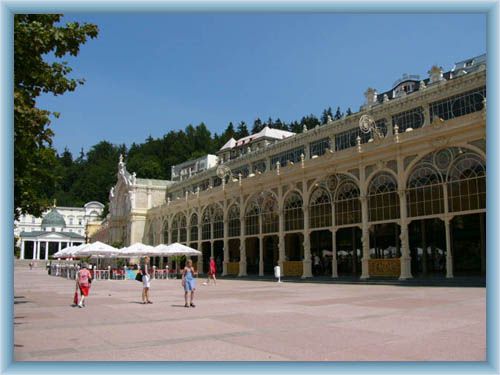 Mari�nsk� L�zn�  (Marienbad) - colonnade