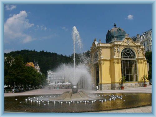 Mari�nsk� L�zn�  (Marienbad) - singing fountain