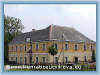 Kunratice u Cvikova- School