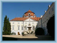 Chateau Vranov nad Dyjí - court