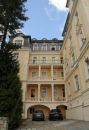 Apartment in Art Nouveau house at the colonnade