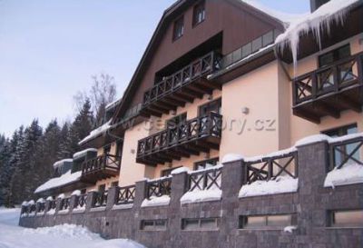 Apartment - Apartmenthouse Lověna