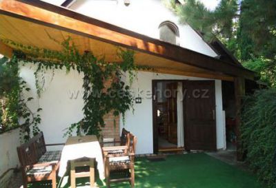 Holiday house - cottage in the garden with pool