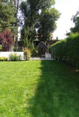 Holiday house - cottage in the garden with pool