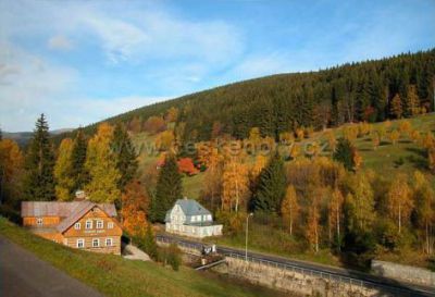 Lovecká chata and Supraphon