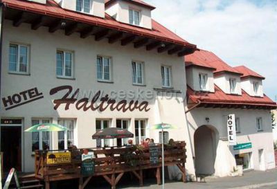 Hotel Haltrava***