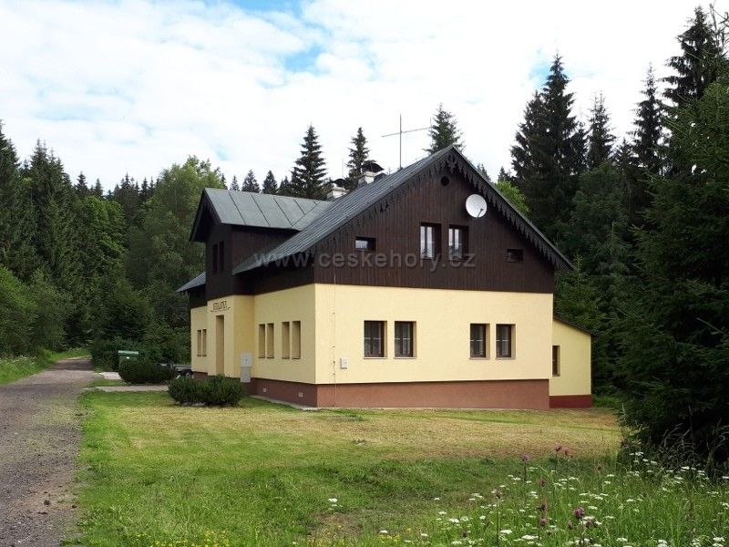 Cottage Karlovka