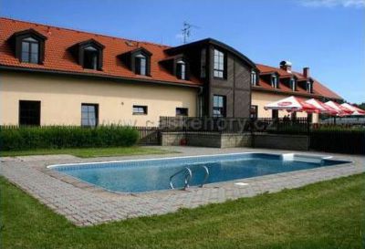Hotel Malevil