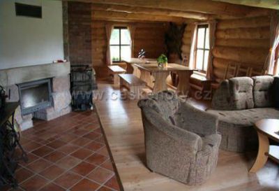 Woodenhouse Peklicko