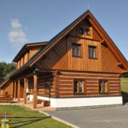Timber cottage under Kozákov