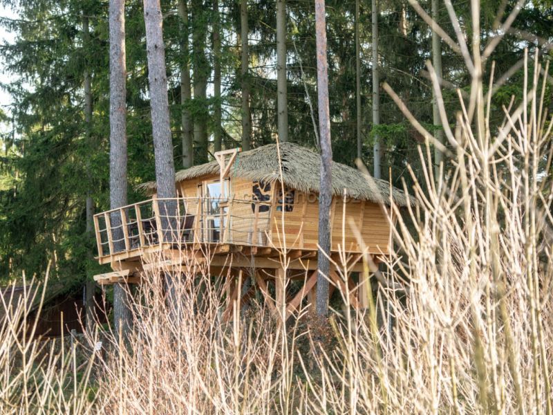 Tree House Chrastná ResortRalsko