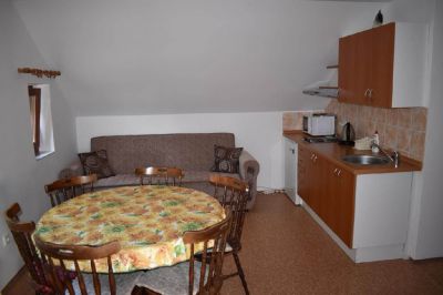 Secluded House U Kotilu