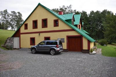 Secluded House U Kotilu