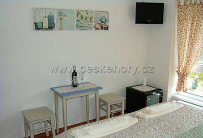 Gueshouse Silver Wind