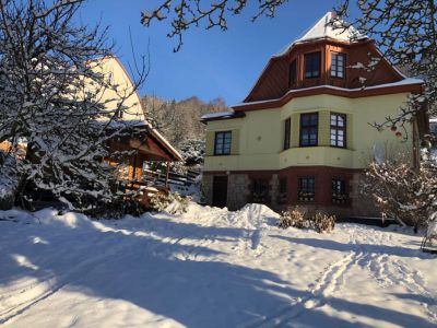 Sunny Cottage