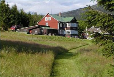 Modrodolská and Pastouška