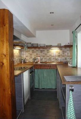 Accommodation Kounov in Eagle Mountains