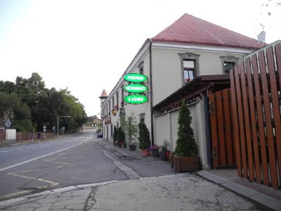 Guesthouse and restaurant U Zámku