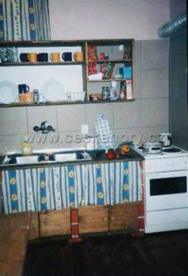 Cottage U pramene Nisy