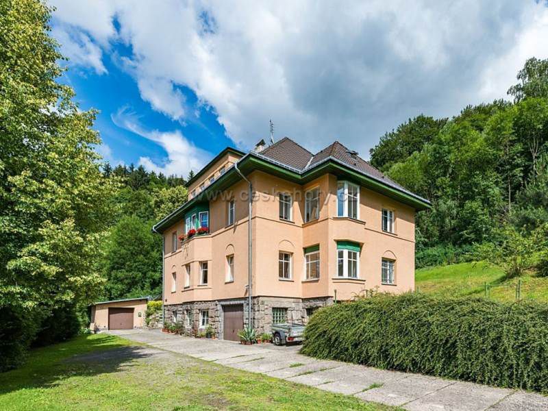 Villa Tanvald with wellness + wallbox