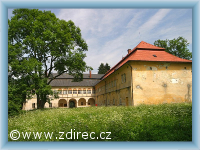 Ždírec nad Doubravou - castle Nový Studenec